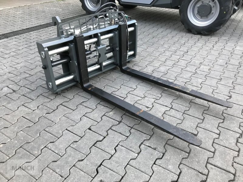 Ladeschaufel del tipo Sonstige Staplergabel mit hydraulischer Zinkenverstellung, Neumaschine In Burgkirchen (Immagine 1)