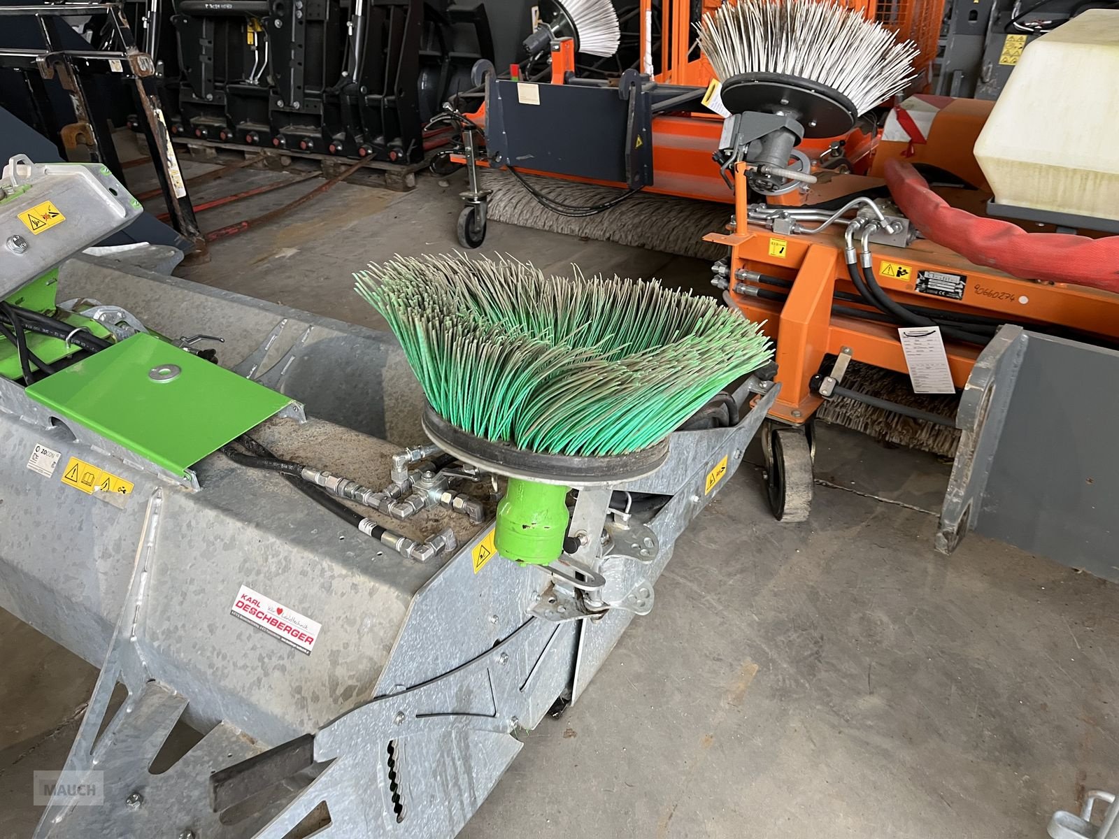 Ladeschaufel типа Sonstige Zocon Kehrmaschine VM-240 Dreipunkt, Gebrauchtmaschine в Burgkirchen (Фотография 5)