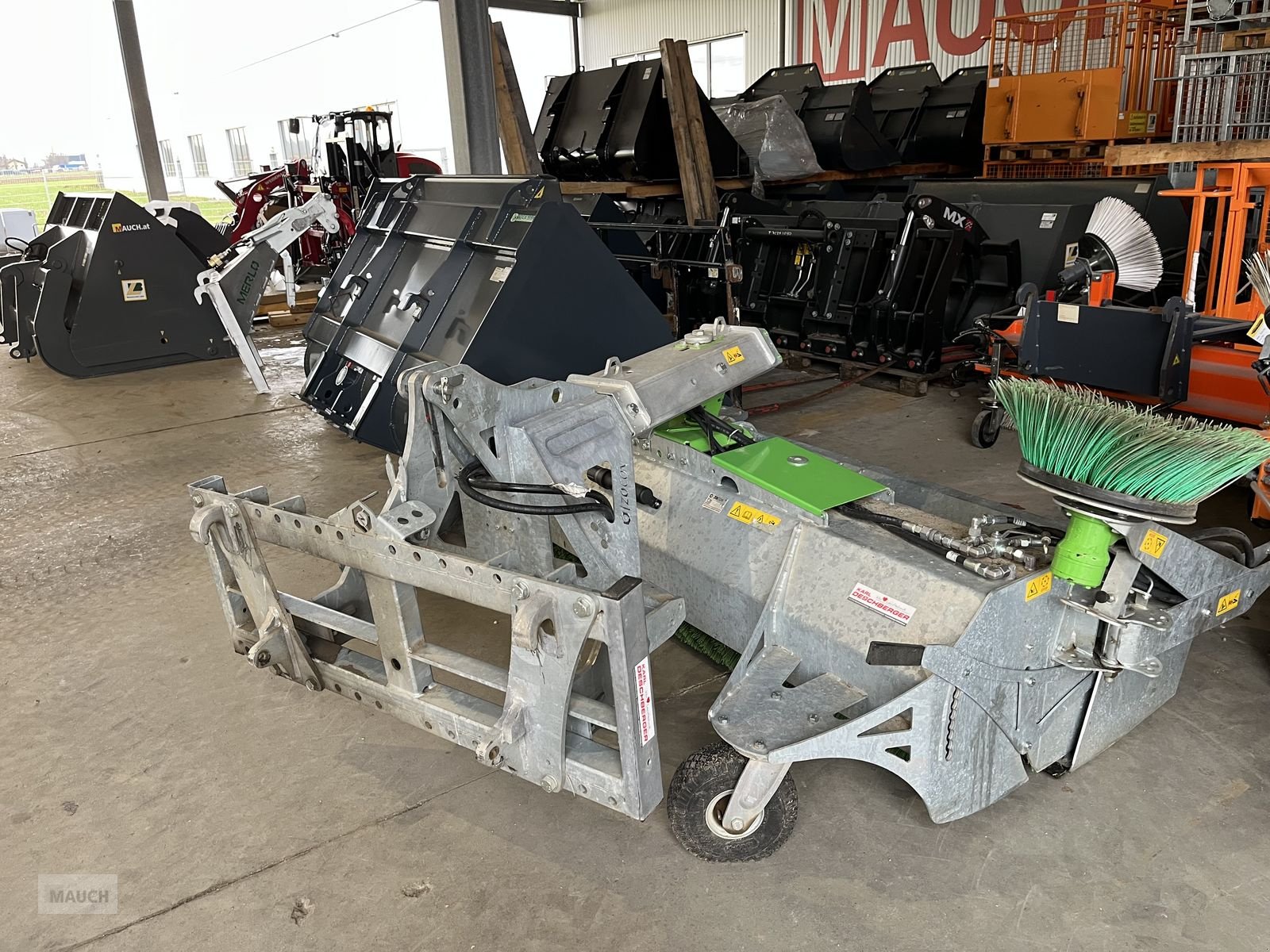 Ladeschaufel типа Sonstige Zocon Kehrmaschine VM-240 Dreipunkt, Gebrauchtmaschine в Burgkirchen (Фотография 4)