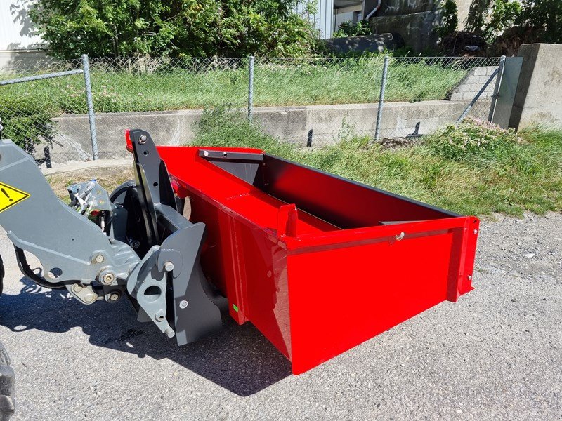 Ladeschaufel of the type Stekro 2.2m K382 Kippschaufel, Ausstellungsmaschine in Chur (Picture 2)