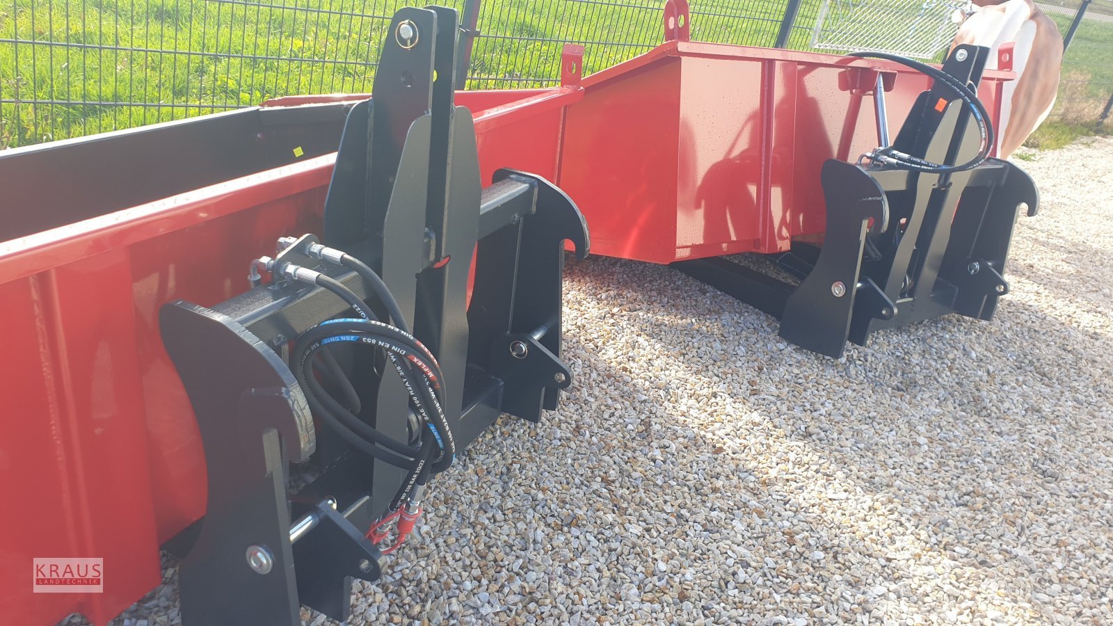 Ladeschaufel of the type stekro Kippmulden, Neumaschine in Geiersthal (Picture 1)