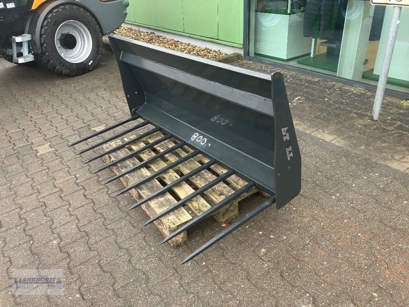 Ladeschaufel des Typs Stoll DUNGGABEL 1,75 M H, Neumaschine in Aurich