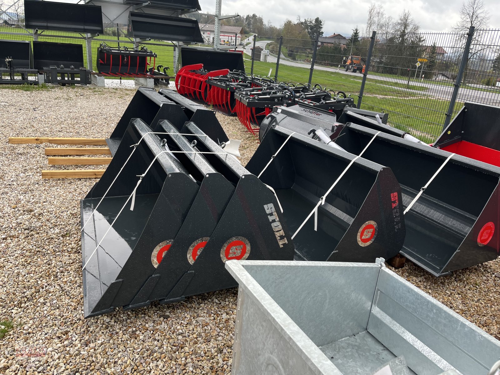 Ladeschaufel typu Stoll Frontladerschaufeln / Verschiedene Größen, Neumaschine v Geiersthal (Obrázek 2)