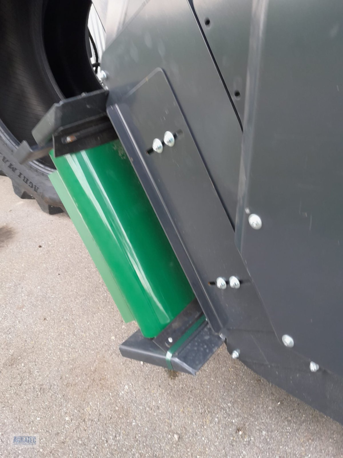 Ladeschaufel des Typs Talex Einstreuschaufel 1,5 mtr, Neumaschine in Salching bei Straubing (Bild 3)