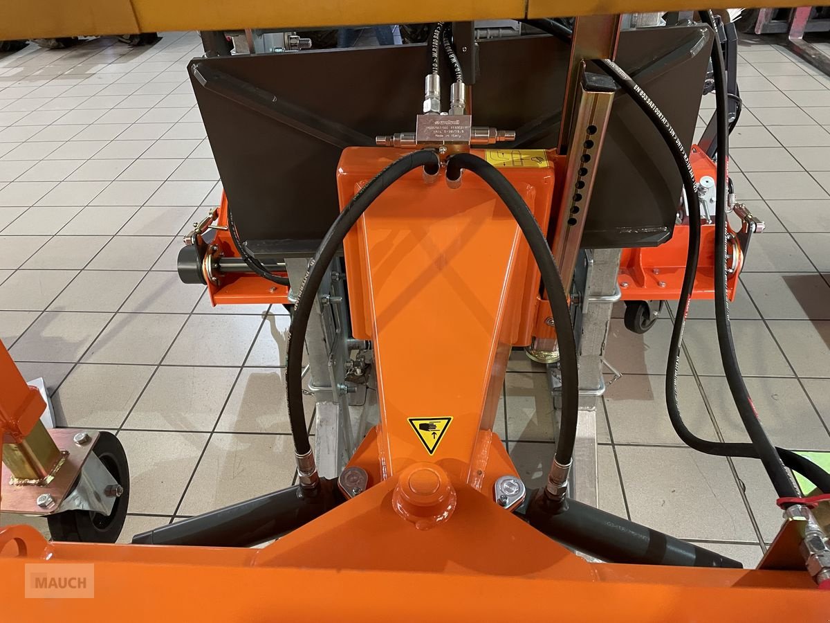 Ladeschaufel des Typs Weidemann  Bema Schneeschild  700 / 1550mm breit mit HV, Neumaschine in Burgkirchen (Bild 3)