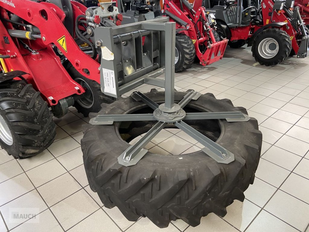 Ladeschaufel des Typs Weidemann  Drehschieber / Futterschieber, Neumaschine in Burgkirchen (Bild 2)