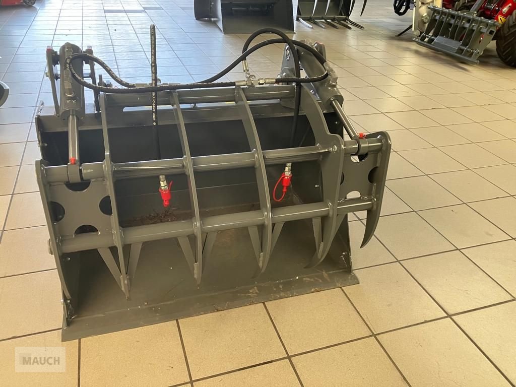 Ladeschaufel of the type Weidemann  Greifschaufel, Neumaschine in Burgkirchen (Picture 1)