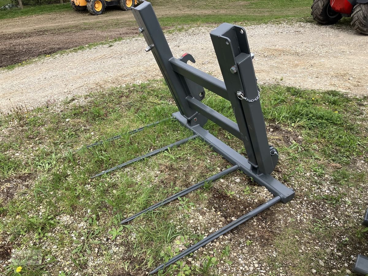 Ladeschaufel typu Weidemann  Großballengabel, Neumaschine v Burgkirchen (Obrázek 3)