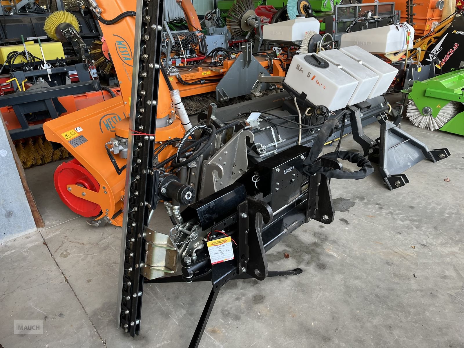 Ladeschaufel Türe ait Weidemann  Heckenschere 1650mm links Weidemann HV, Gebrauchtmaschine içinde Burgkirchen (resim 10)