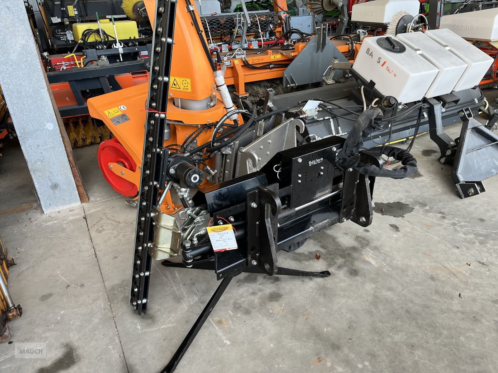 Ladeschaufel Türe ait Weidemann  Heckenschere 1650mm links Weidemann HV, Gebrauchtmaschine içinde Burgkirchen (resim 11)