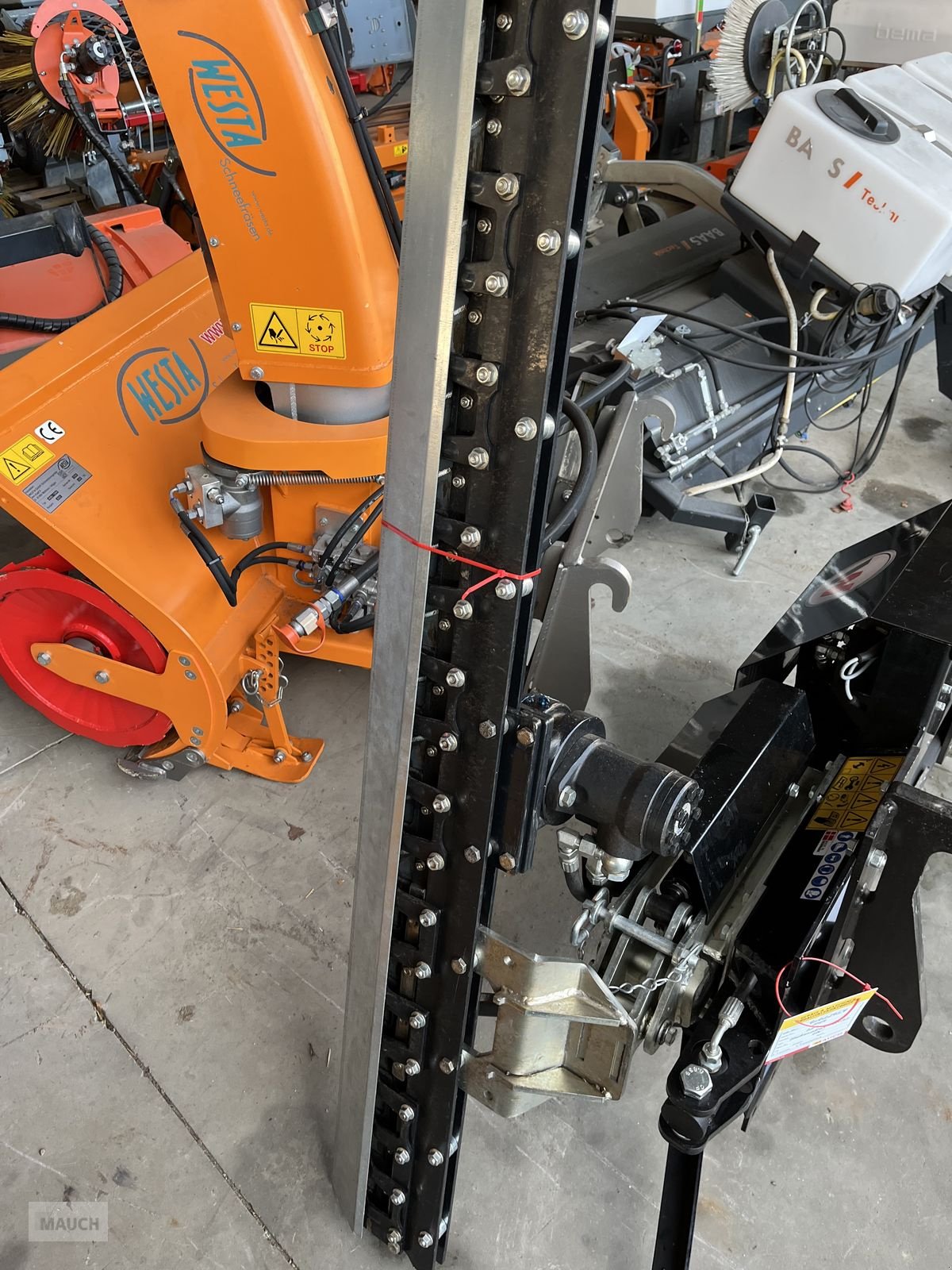 Ladeschaufel Türe ait Weidemann  Heckenschere 1650mm links Weidemann HV, Gebrauchtmaschine içinde Burgkirchen (resim 9)