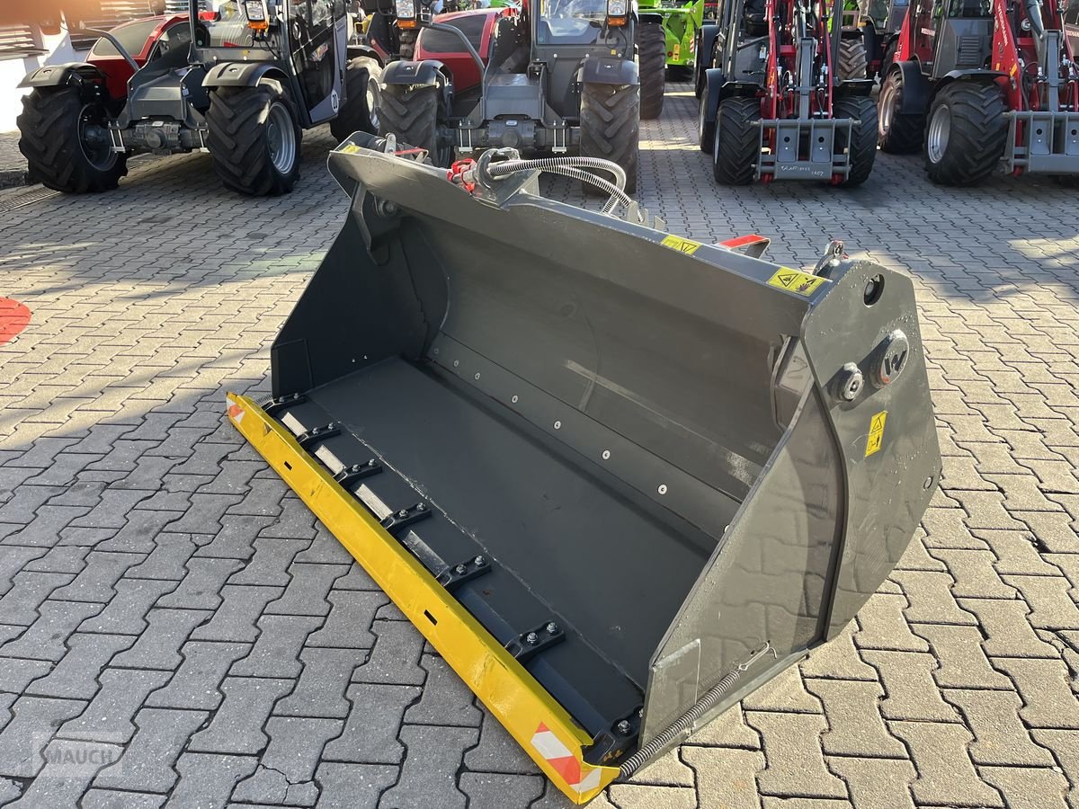 Ladeschaufel des Typs Weidemann  Klappschaufel 4 in 1, 2000mm mit Weidemann HV, Neumaschine in Burgkirchen (Bild 1)