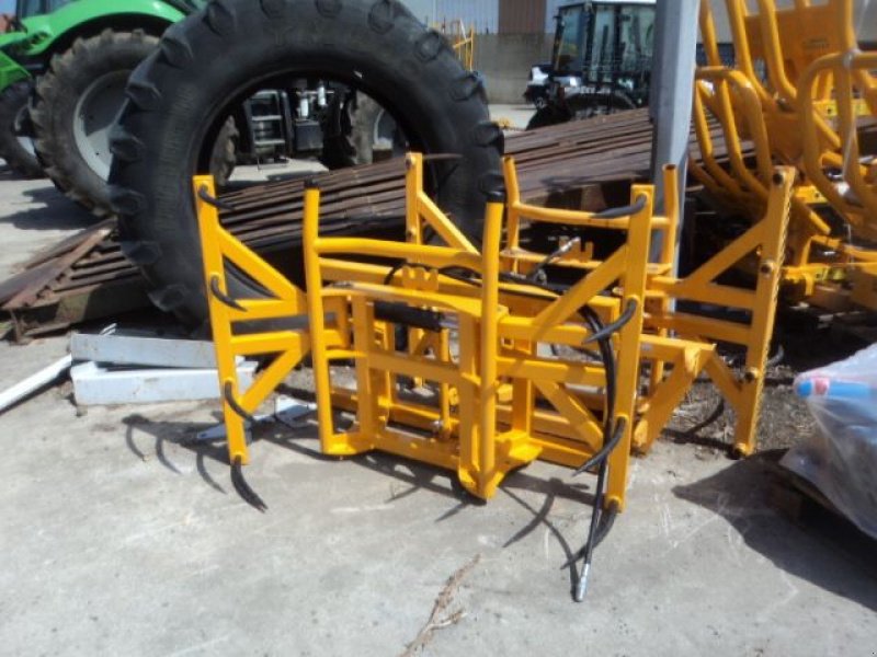 Ladeschaufel typu ZAGRODA PINCE A PAILLE et ENRUBANNAGE, Gebrauchtmaschine v MOULLE (Obrázek 5)