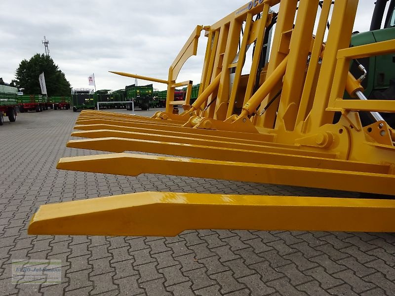 Ladewagen of the type ALL IN ONE GmbH OCE Silageaufschiebegabeln Xerionausführung (10 t.) SAG I-4300 H, Neumaschine in Itterbeck (Picture 11)