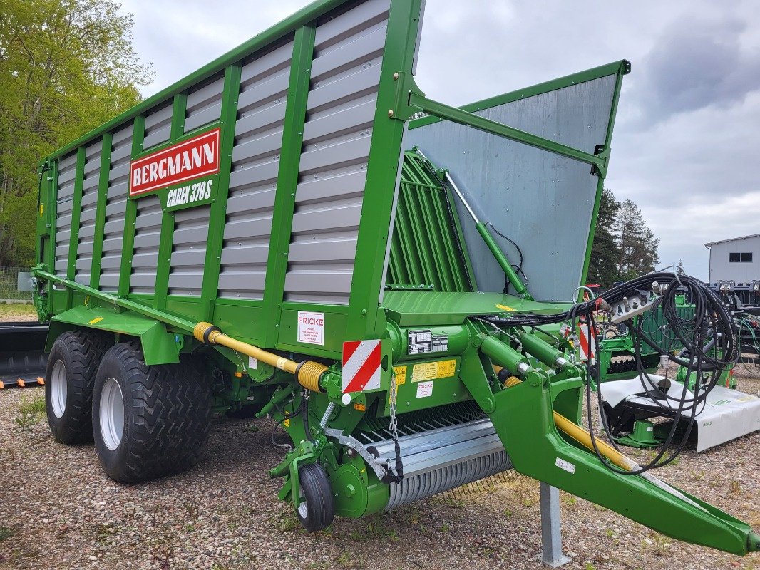 Ladewagen des Typs Bergmann CAREX 370S, Neumaschine in Mrągowo (Bild 1)