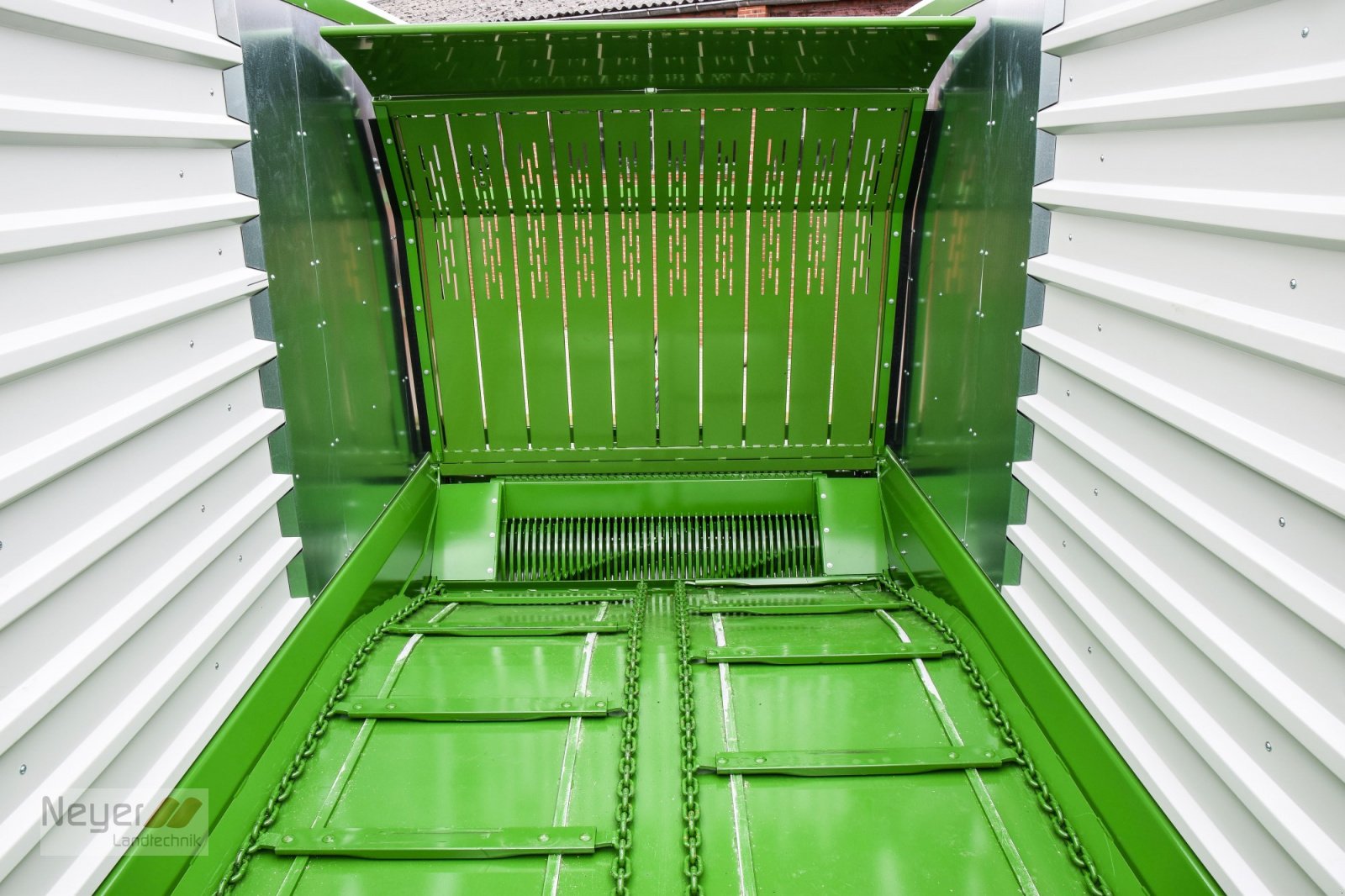 Ladewagen des Typs Bergmann CAREX 39 K, Neumaschine in Bad Waldsee Mennisweiler (Bild 6)