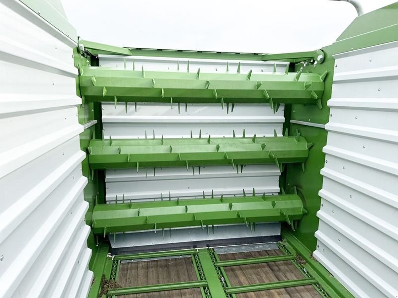 Ladewagen des Typs Bergmann Royal 280 S Ladewagen, Vorführmaschine in St. Marienkirchen (Bild 14)