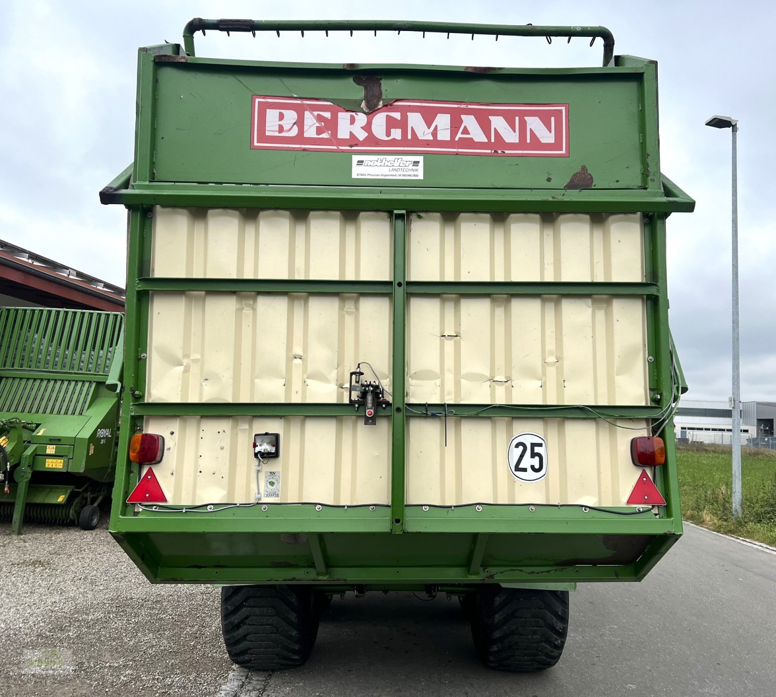 Ladewagen des Typs Bergmann Royal 30 K Largo - mit großem Fahrwerk und 18-Tonnen zul. GG, Gebrauchtmaschine in Burgrieden (Bild 4)