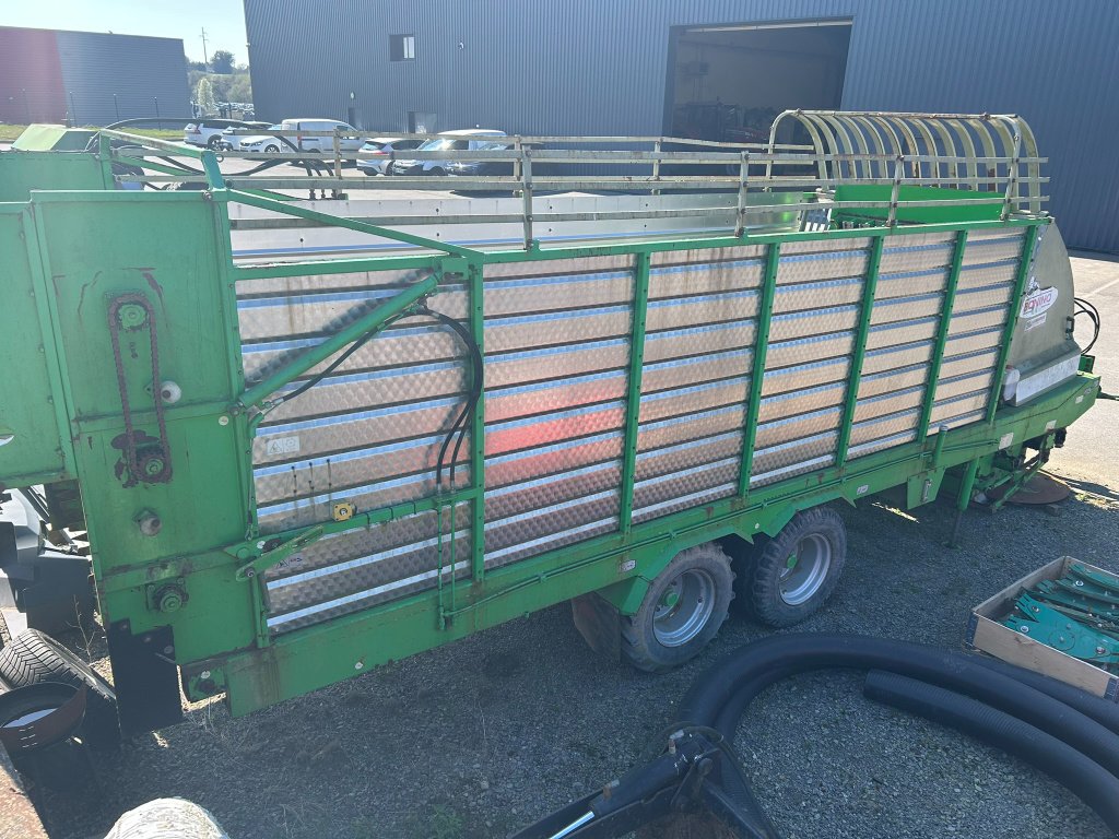 Ladewagen typu bonino VENERE 750, Gebrauchtmaschine v PONTIVY (Obrázek 8)