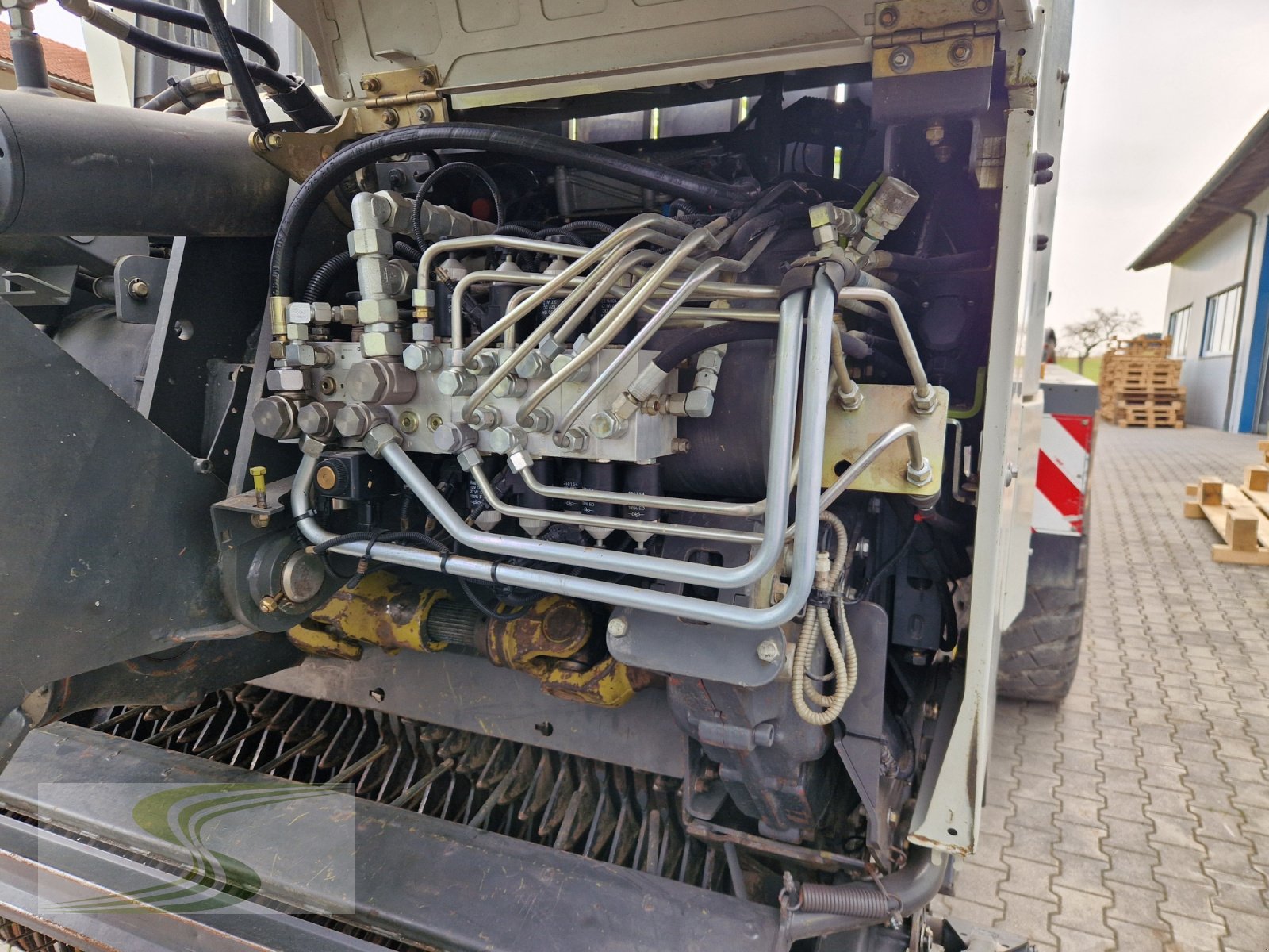 Ladewagen typu CLAAS Cargos 9500 Tridem, Gebrauchtmaschine v Erisried (Obrázek 10)