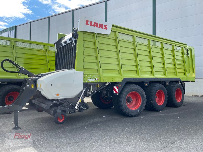 Ladewagen of the type CLAAS Cargos 9600, Neumaschine in Kirchdorf bei Haag (Oberbayern) (Picture 1)