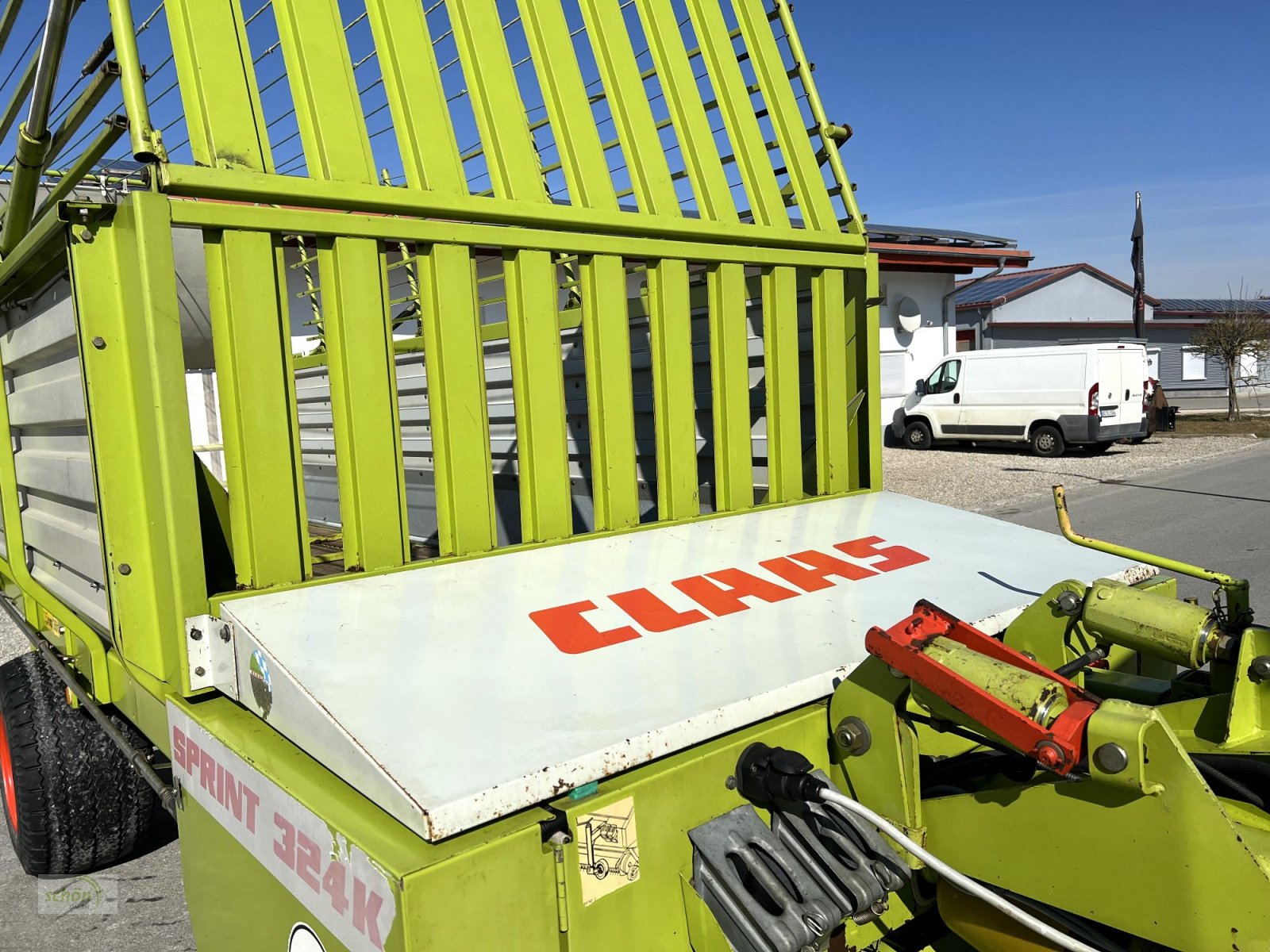 Ladewagen типа CLAAS Sprint 324 K mit einer Topausstattung und in einem Topzustand, Gebrauchtmaschine в Burgrieden (Фотография 14)
