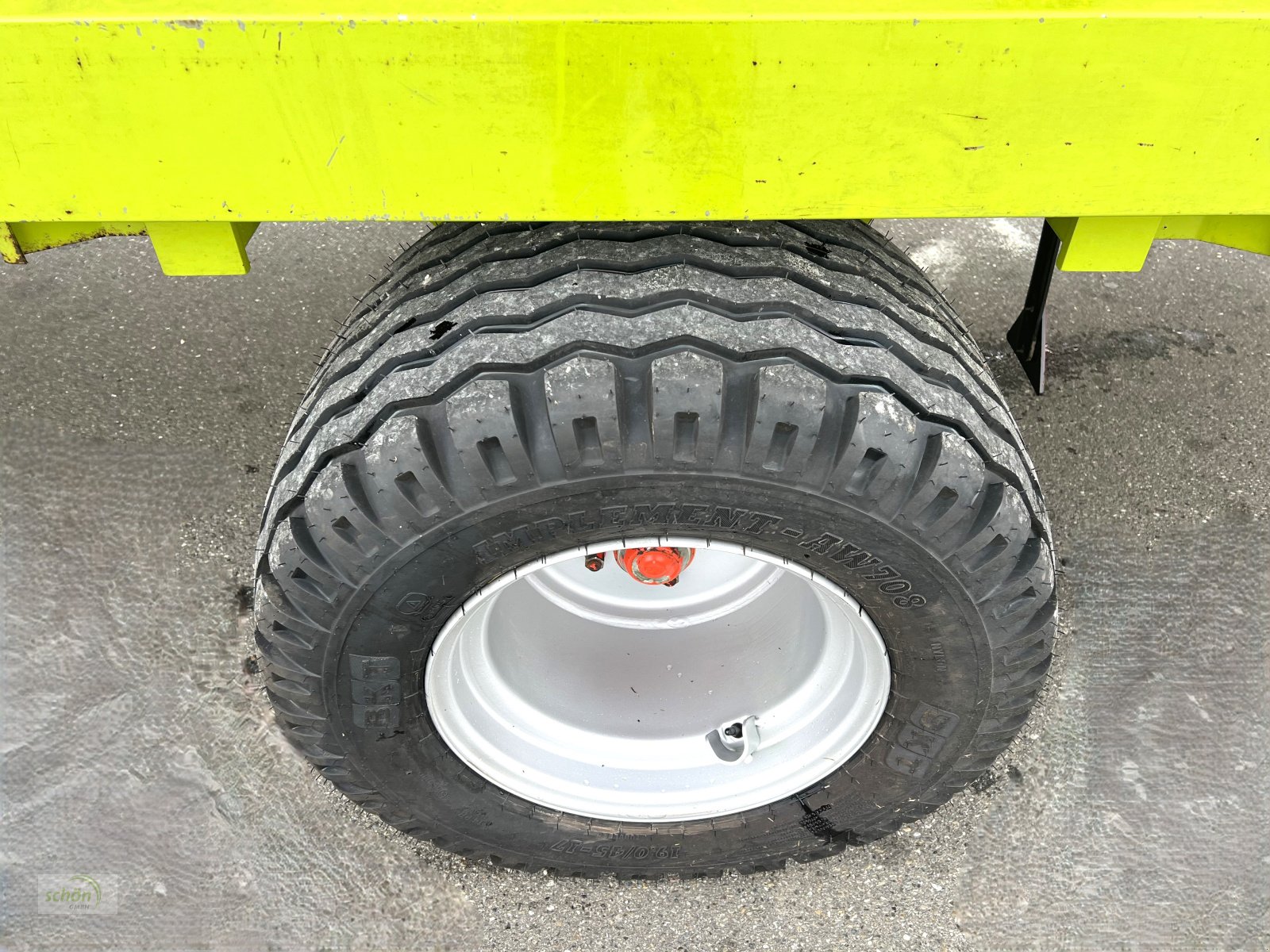 Ladewagen Türe ait CLAAS Sprint 330 U in einem guten Zustand und mit neuen 19-er Breitreifen, Gebrauchtmaschine içinde Burgrieden (resim 3)