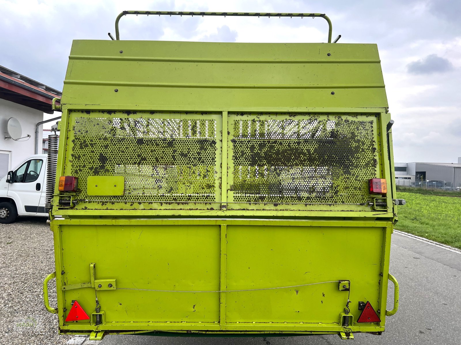 Ladewagen Türe ait CLAAS Sprint 330 U in einem guten Zustand und mit neuen 19-er Breitreifen, Gebrauchtmaschine içinde Burgrieden (resim 7)