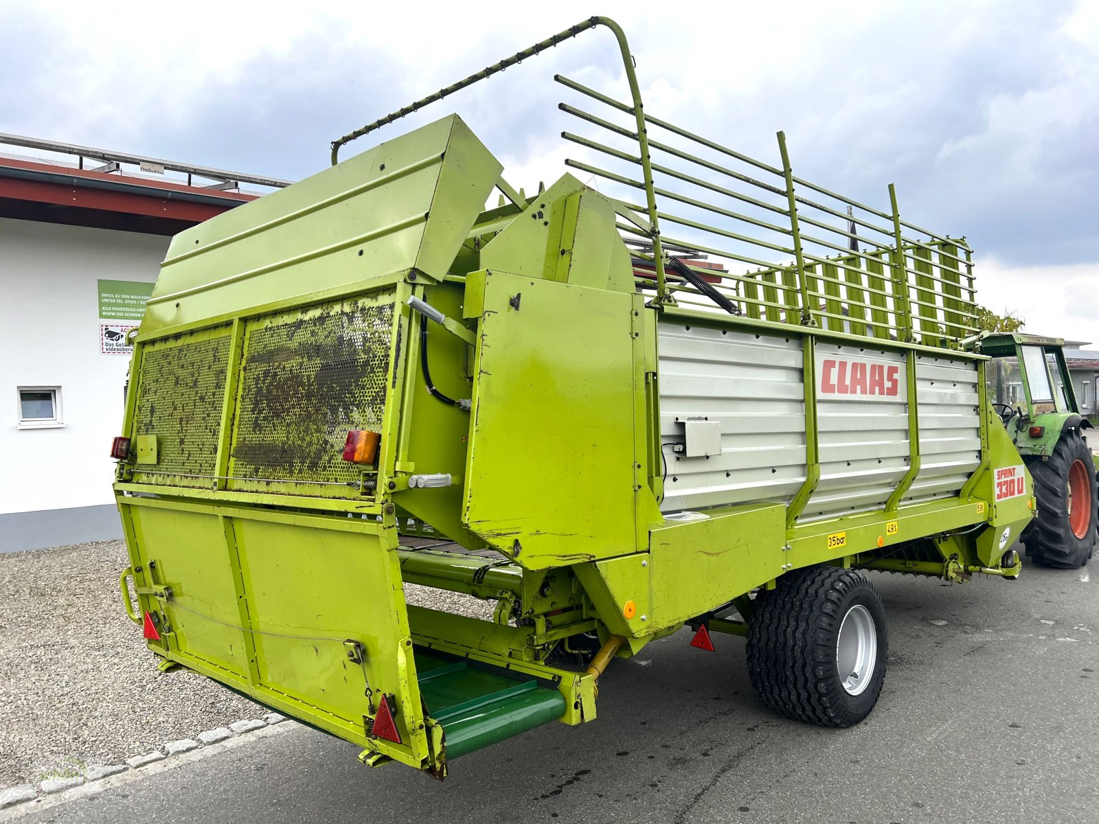 Ladewagen Türe ait CLAAS Sprint 330 U in einem guten Zustand und mit neuen 19-er Breitreifen, Gebrauchtmaschine içinde Burgrieden (resim 9)