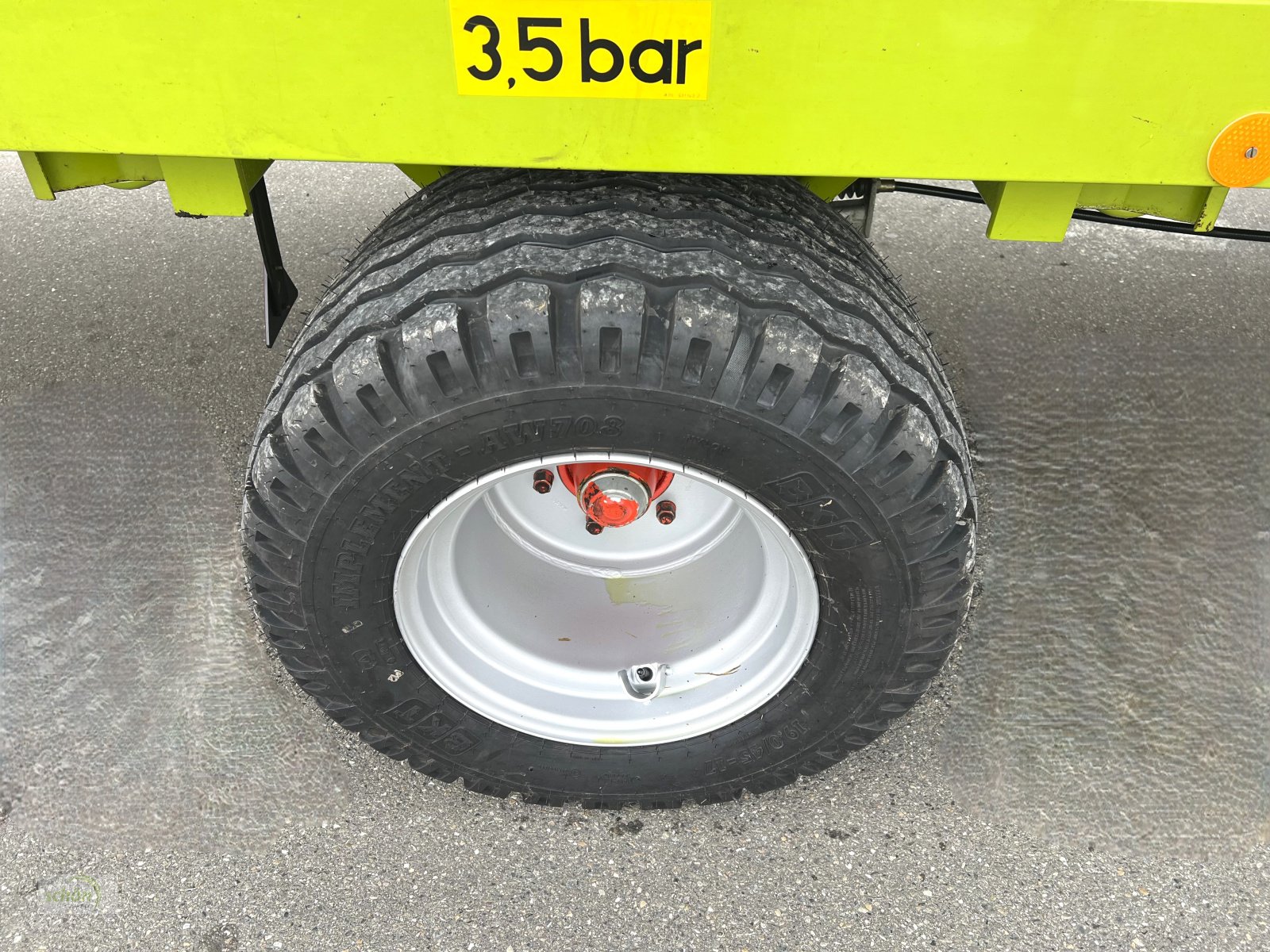 Ladewagen Türe ait CLAAS Sprint 330 U in einem guten Zustand und mit neuen 19-er Breitreifen, Gebrauchtmaschine içinde Burgrieden (resim 11)
