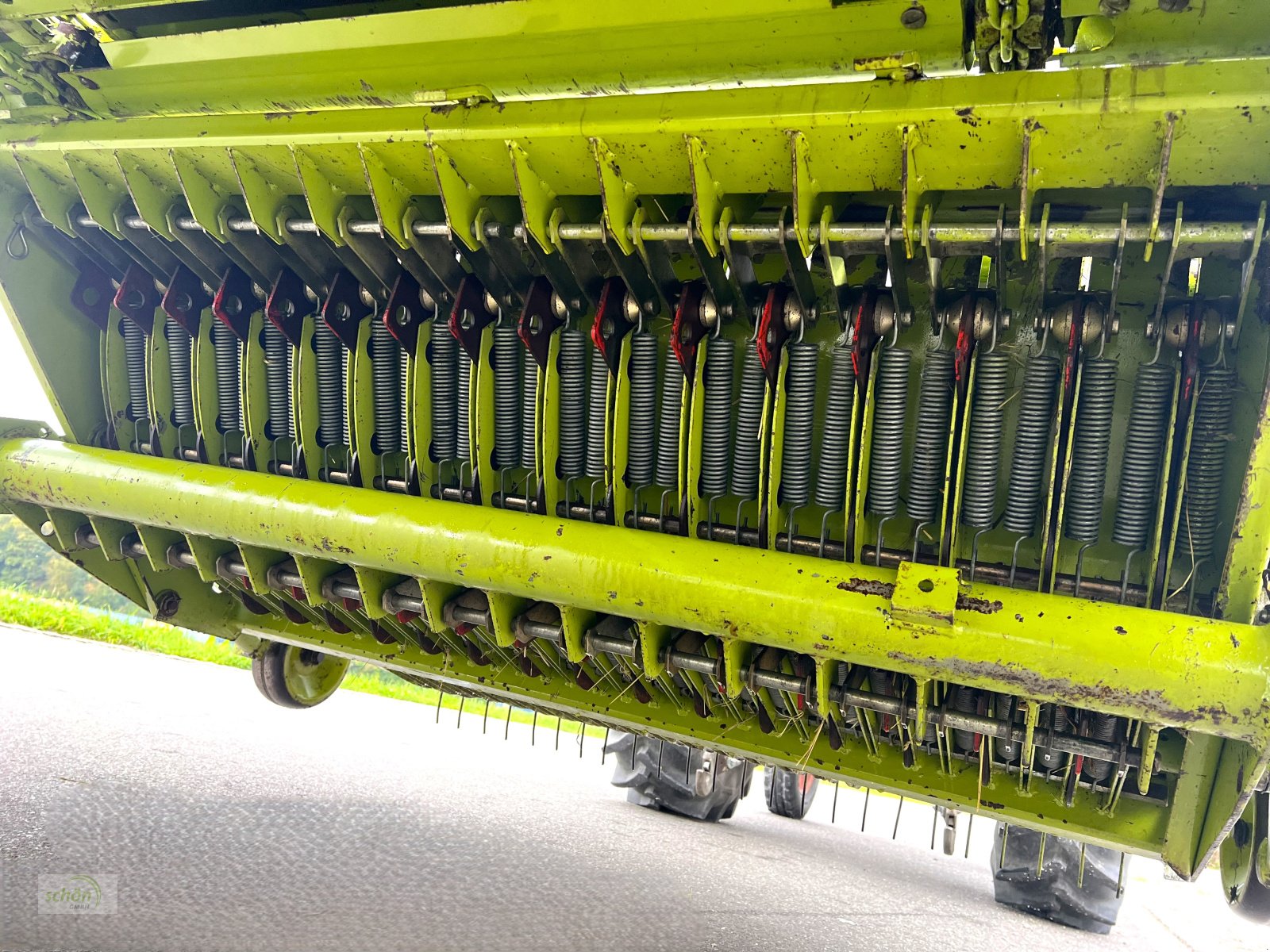 Ladewagen Türe ait CLAAS Sprint 330 U in einem guten Zustand und mit neuen 19-er Breitreifen, Gebrauchtmaschine içinde Burgrieden (resim 25)