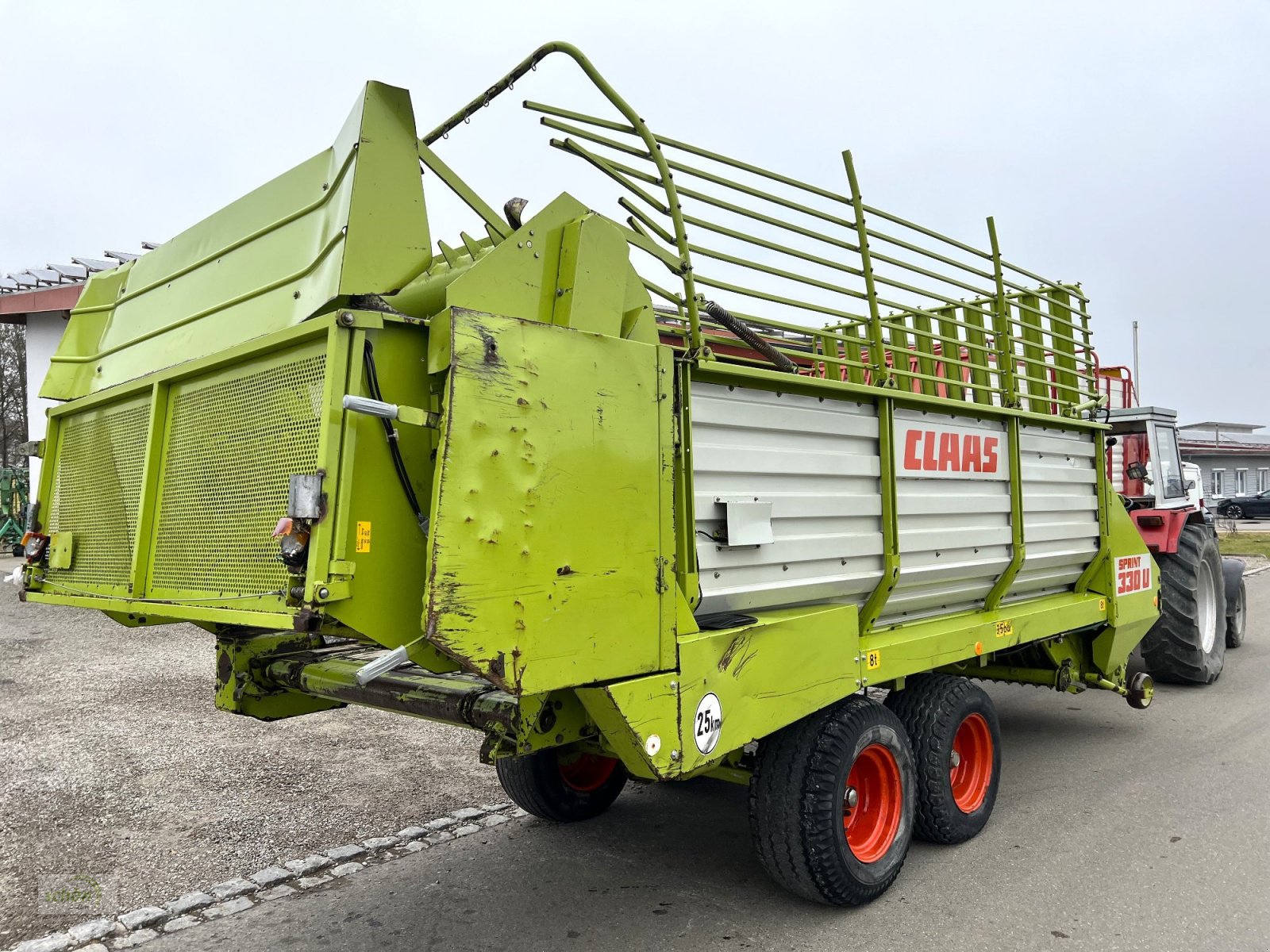 Ladewagen typu CLAAS Sprint 330 U Tandem mit drei Dosierwalzen, Gebrauchtmaschine w Burgrieden (Zdjęcie 5)