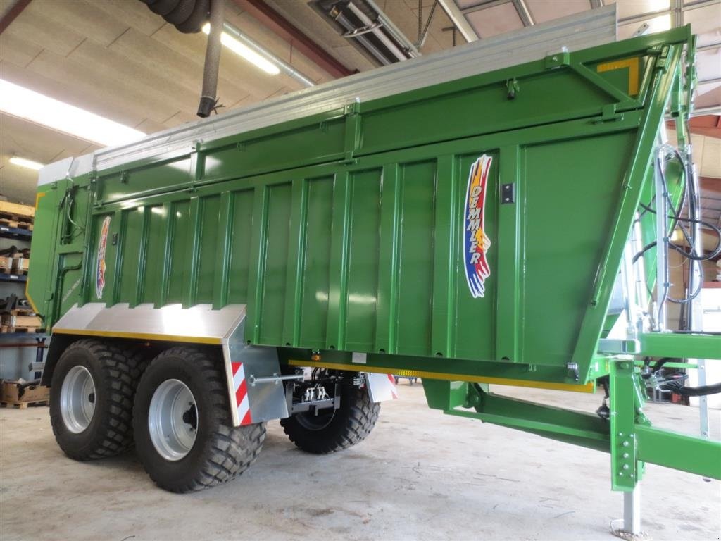 Ladewagen des Typs Demmler 2070-L PRO NY VOGN TIL SEPTEMBER SÅ ER DET NU., Gebrauchtmaschine in Nørre Nebel (Bild 4)