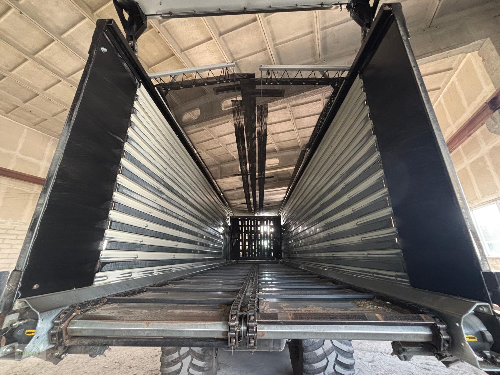 Ladewagen типа Fendt Tigo 100 XR in einem guten Zustand mit Liftachse und Laderaumabdeckung, Gebrauchtmaschine в Burgrieden (Фотография 4)