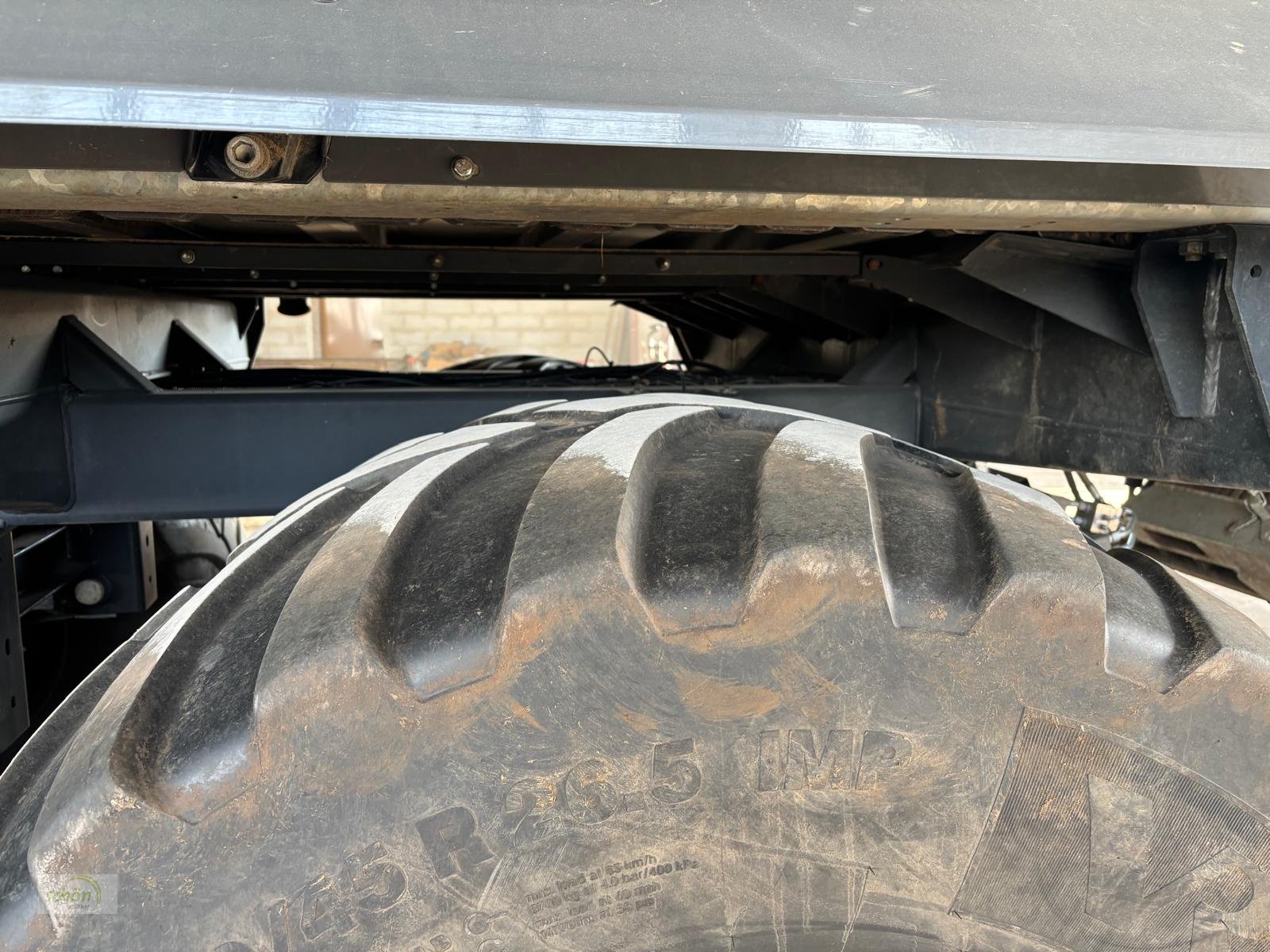 Ladewagen типа Fendt Tigo 100 XR in einem guten Zustand mit Liftachse und Laderaumabdeckung, Gebrauchtmaschine в Burgrieden (Фотография 16)