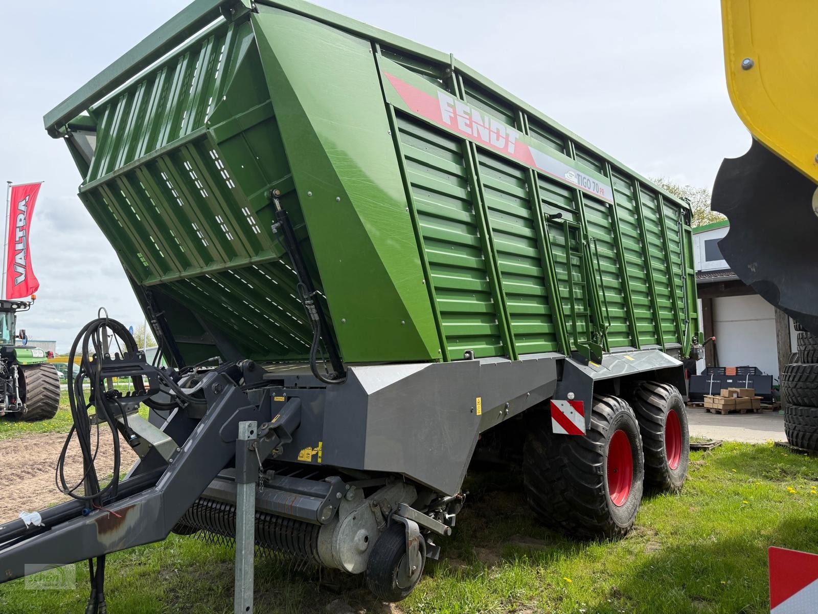 Ladewagen van het type Fendt Tigo 70 PR nur 774 Fuhren bzw 76 Stunden und mit 750/45 R26,5 Bereifung, Gebrauchtmaschine in Burgrieden (Foto 1)