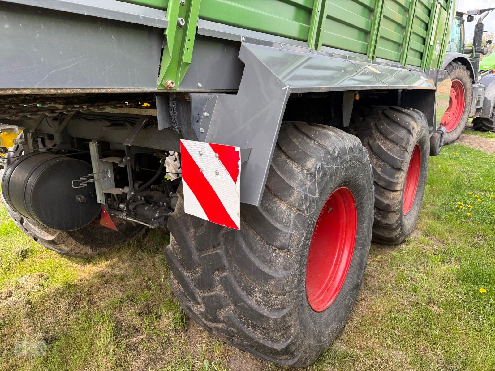 Ladewagen van het type Fendt Tigo 70 PR nur 774 Fuhren bzw 76 Stunden und mit 750/45 R26,5 Bereifung, Gebrauchtmaschine in Burgrieden (Foto 5)