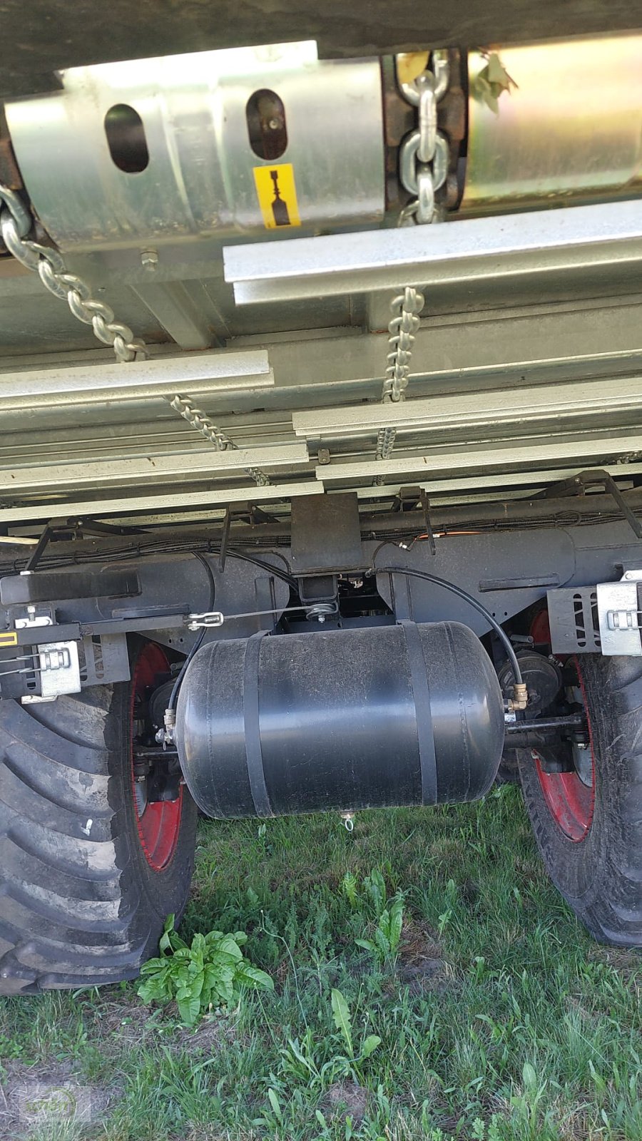 Ladewagen des Typs Fendt Tigo 75 VR neu und unbenutzt - 800-er Bereifung, Laderaumabdeckung - Topausstattung, Neumaschine in Burgrieden (Bild 3)