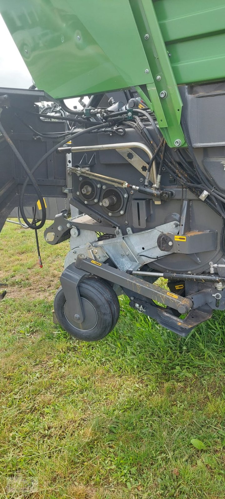 Ladewagen des Typs Fendt Tigo 75 VR neu und unbenutzt - 800-er Bereifung, Laderaumabdeckung - Topausstattung, Neumaschine in Burgrieden (Bild 15)