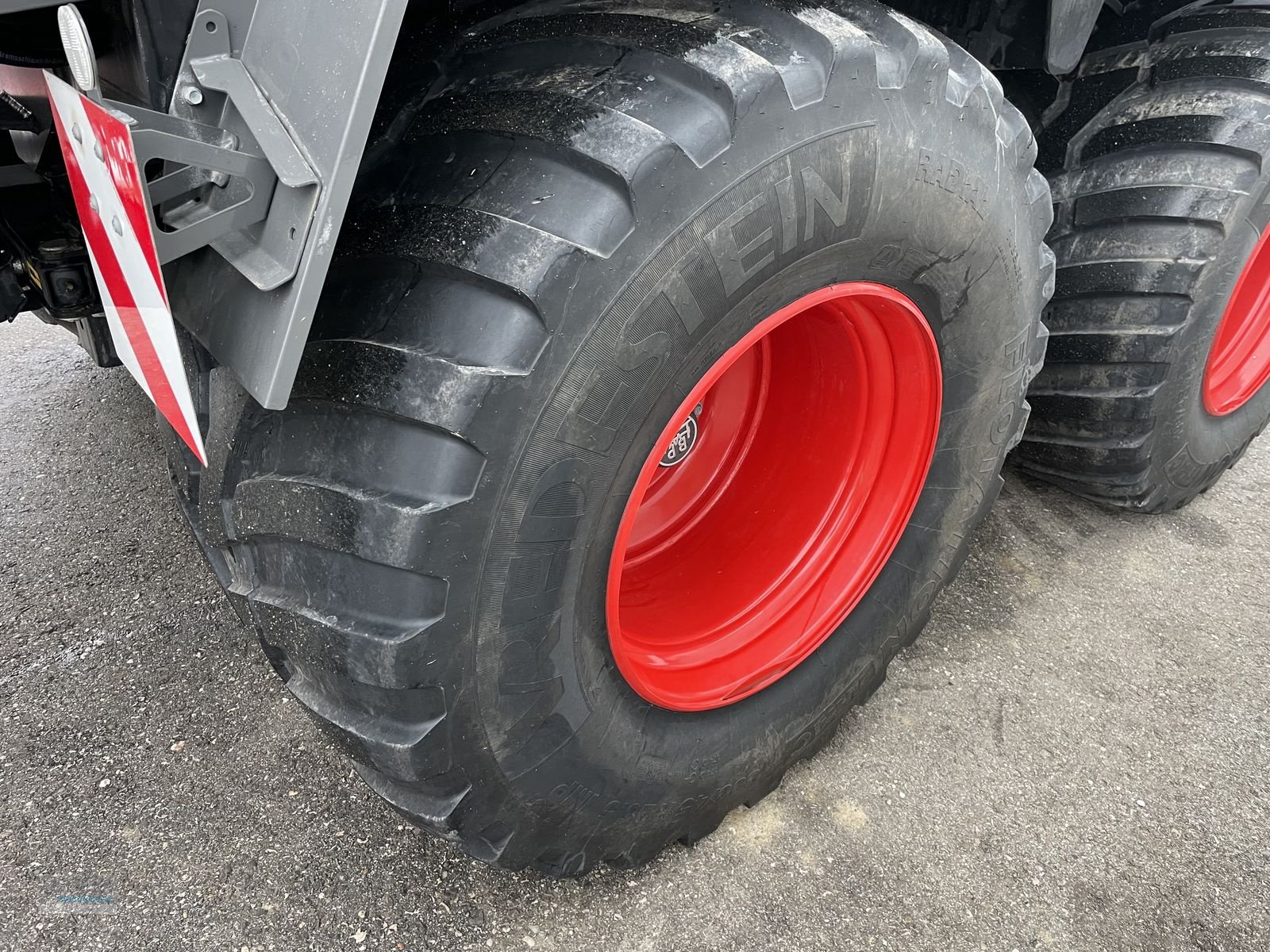 Ladewagen van het type Fendt Tigo 75 XR - Messerschleifeinrichtung, Vorführmaschine in Niederkappel (Foto 10)