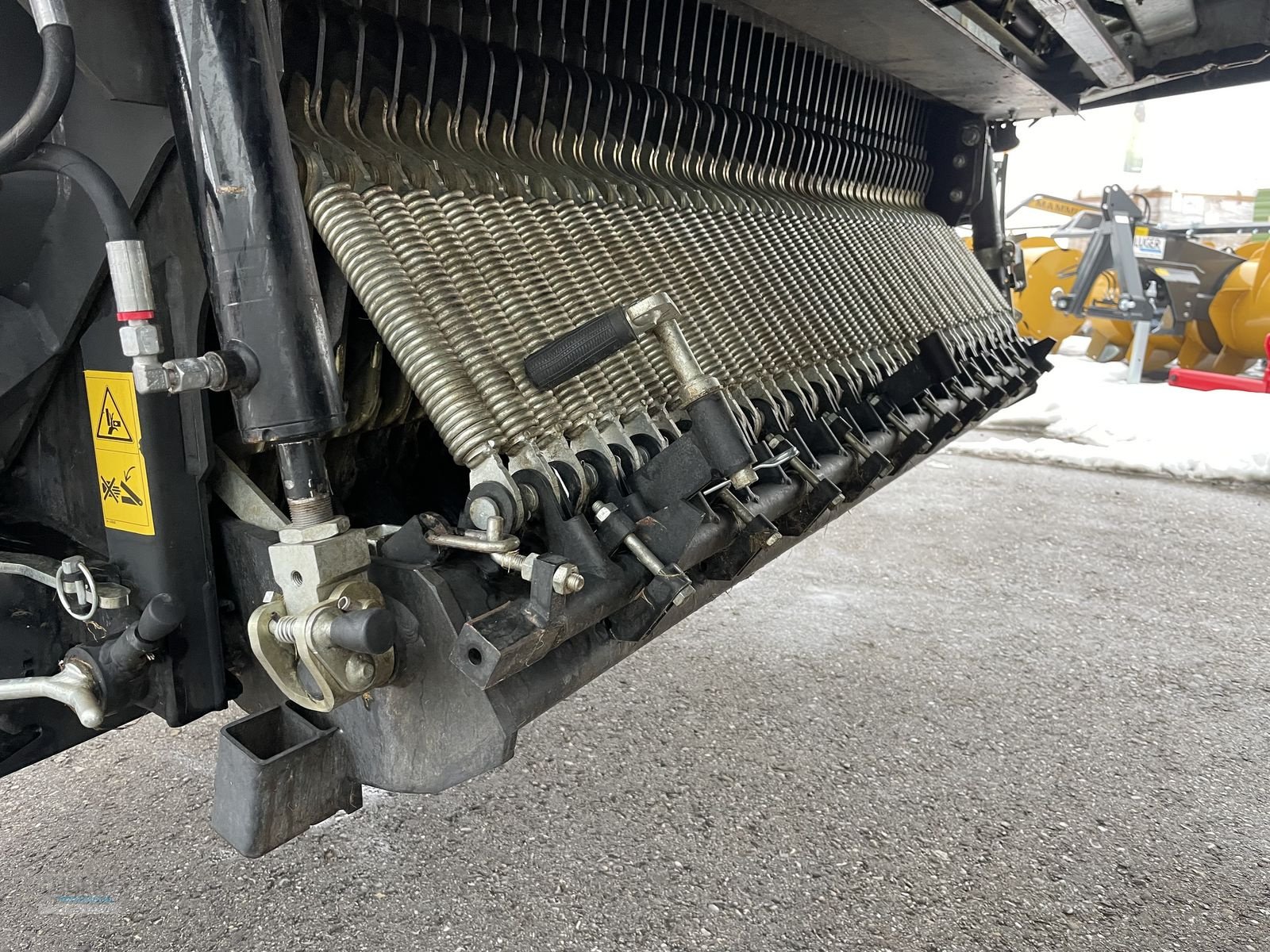Ladewagen van het type Fendt Tigo 75 XR - Messerschleifeinrichtung, Vorführmaschine in Niederkappel (Foto 9)
