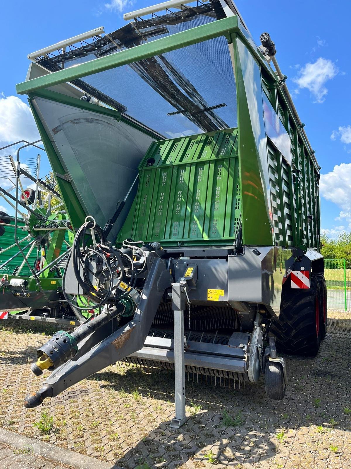 Ladewagen typu Fendt Tigo 75 XR mit 800/45 R30,5 Bereifung, Laderaumabdeckung und 2 Dosierwalzen, Gebrauchtmaschine v Gadebusch (Obrázek 1)