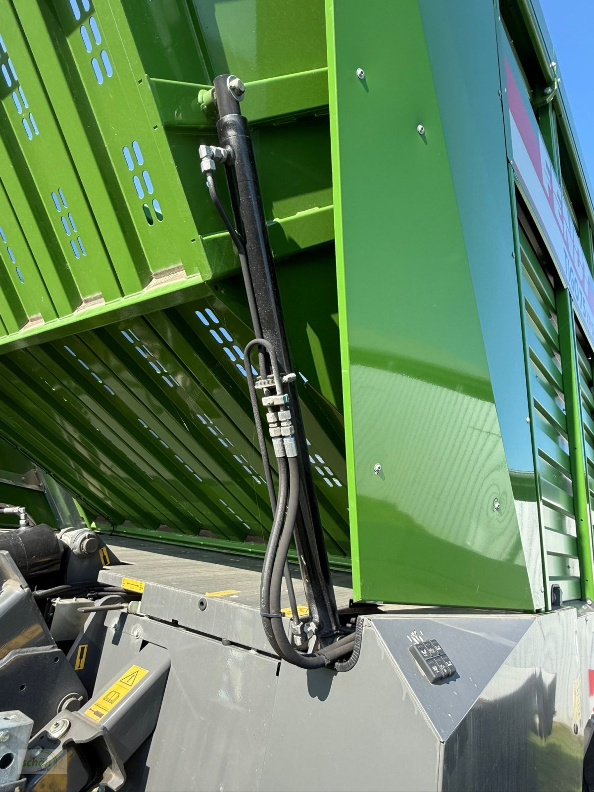 Ladewagen del tipo Fendt Tigo 75 XR neu und unbenutzt - mit guter Ausstattung und 3 Dosierwalzen, Neumaschine In Burgrieden (Immagine 19)