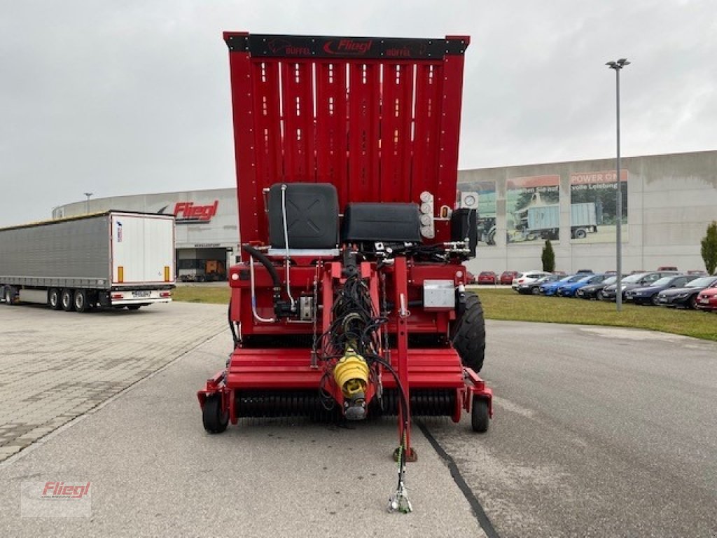 Ladewagen des Typs Fliegl Büffel, Gebrauchtmaschine in Mühldorf (Bild 12)