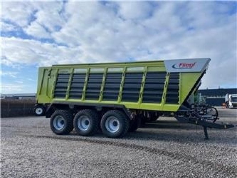 Ladewagen des Typs Fliegl Cargos 760 med elektrisk tvangsstyring, Gebrauchtmaschine in Ribe (Bild 1)