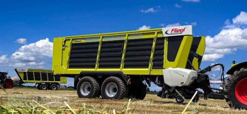 Ladewagen типа Fliegl CARGOS 8000/9000 Kurzschnittkombiladewagen, "der einzig wahre" Kombiladewagen, Neumaschine в Nördlingen (Фотография 1)