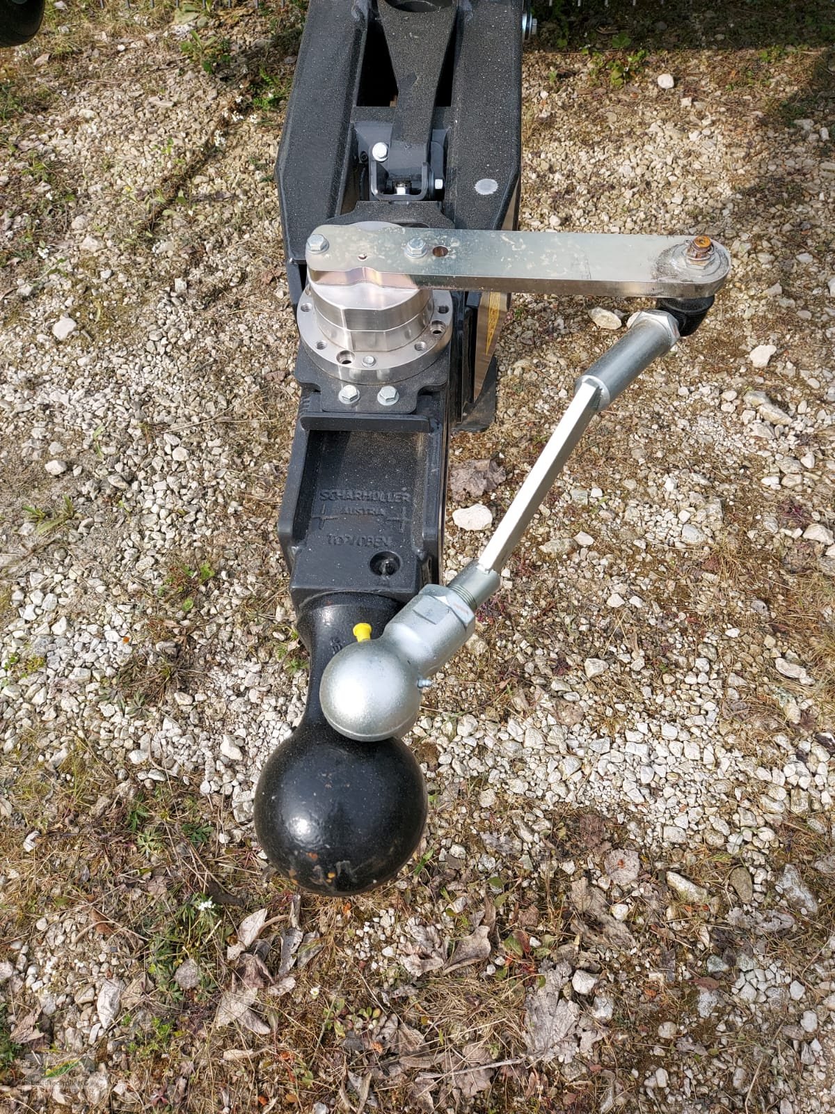 Ladewagen des Typs Fliegl Cargos 8500 Tridem, Neumaschine in Pegnitz-Bronn (Bild 13)