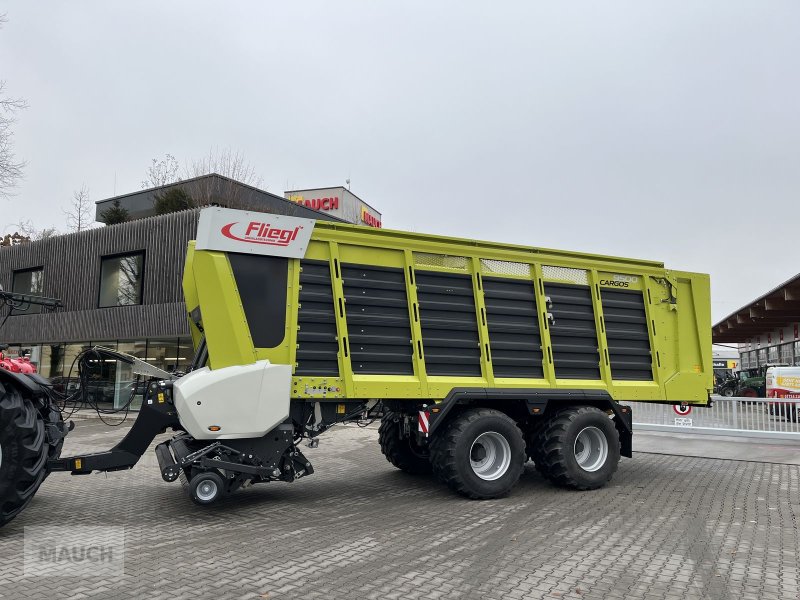 Ladewagen tipa Fliegl Cargos 9500, Neumaschine u Burgkirchen