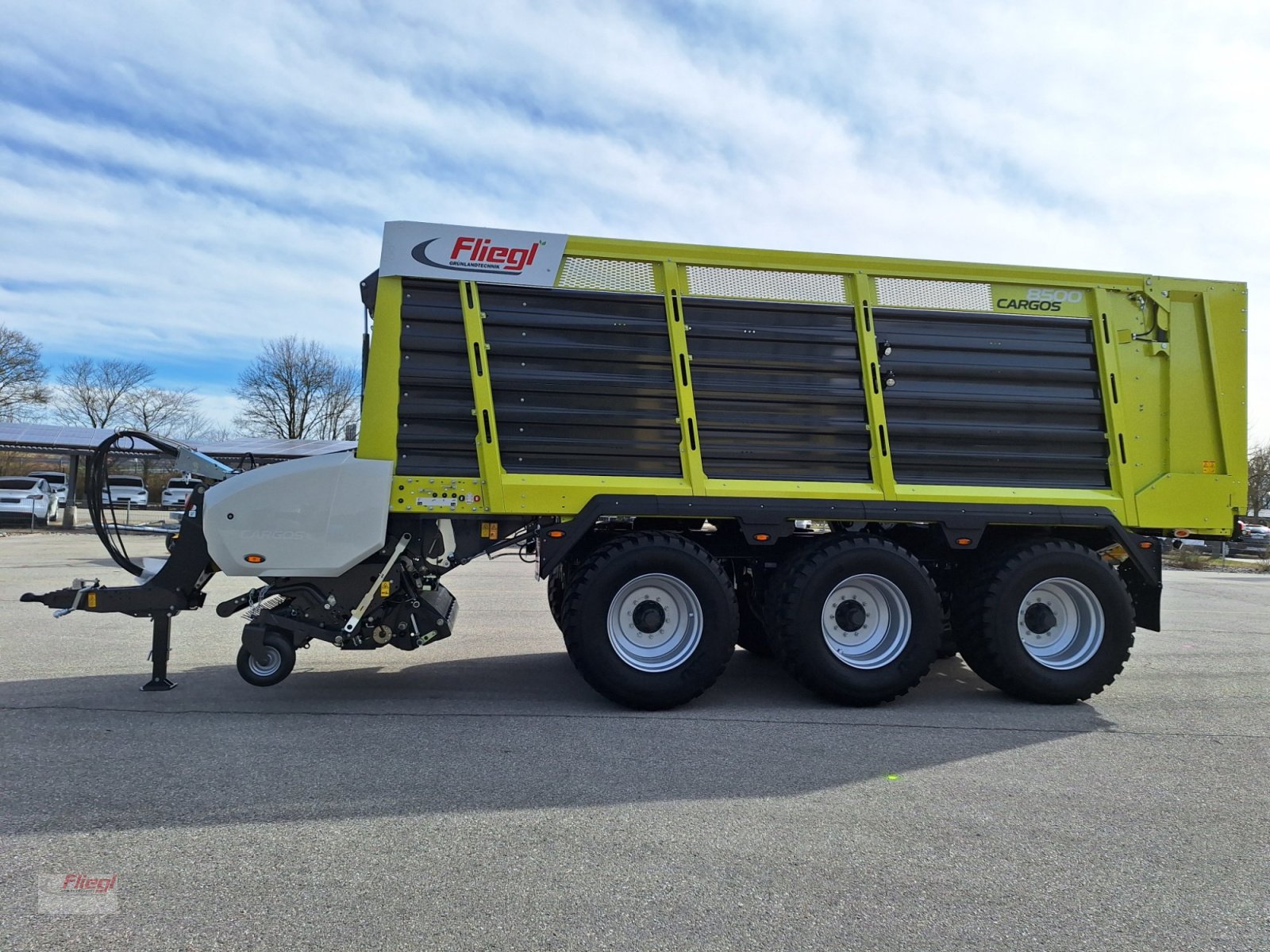 Ladewagen typu Fliegl CARGOS KLW8500Tridem, Gebrauchtmaschine v Kirchdorf bei Haag (Oberbayern) (Obrázek 2)