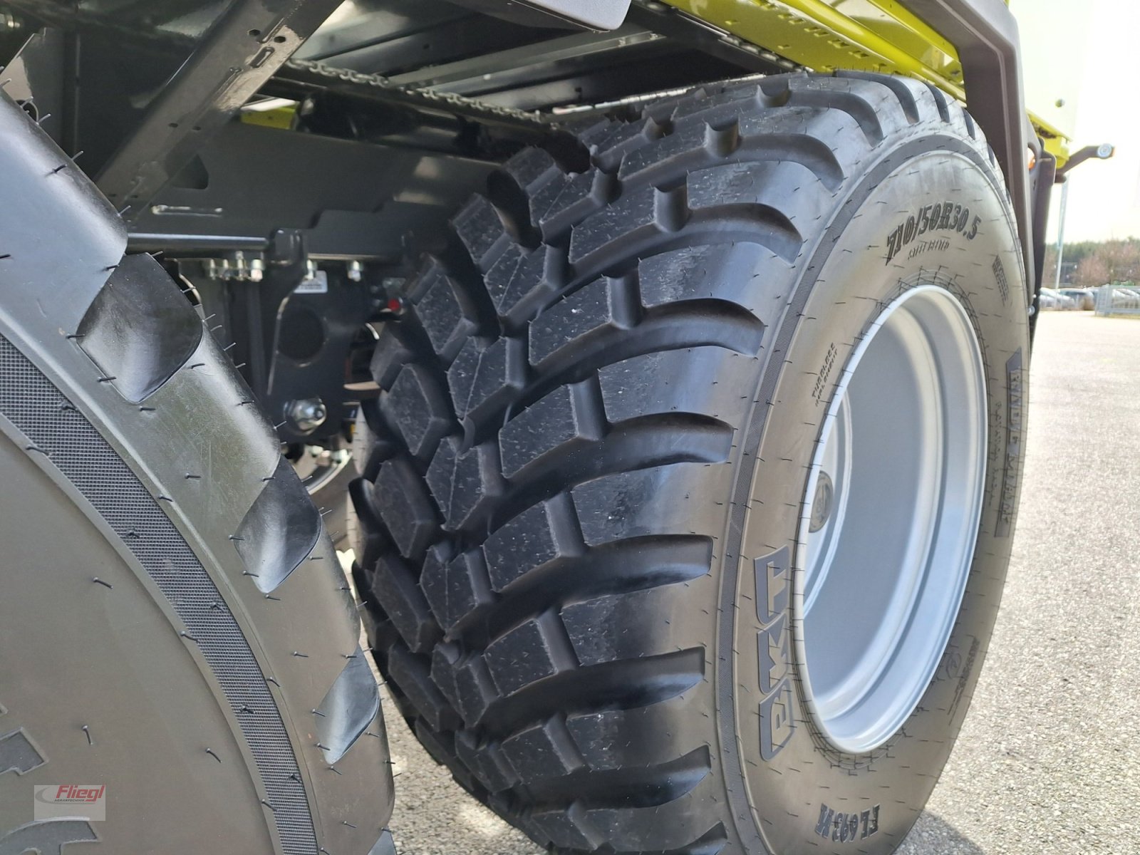 Ladewagen typu Fliegl CARGOS KLW8500Tridem, Gebrauchtmaschine v Kirchdorf bei Haag (Oberbayern) (Obrázek 11)